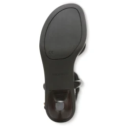 Angelica Kitten Heel