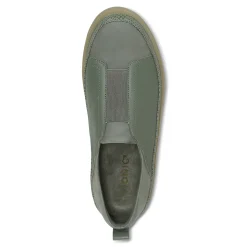 Zinah Slip On