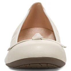 Women Vionic Flats & Loafers|Amorie Flat