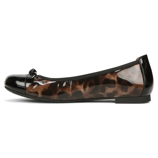 Women Vionic Flats & Loafers|Amorie Flat